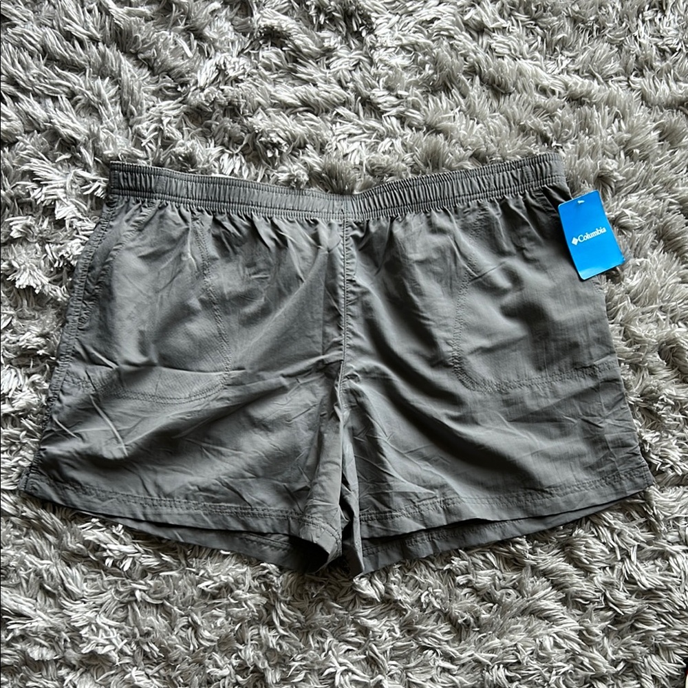 Columbia Gray Athletic Shorts Lightweight Size XXL